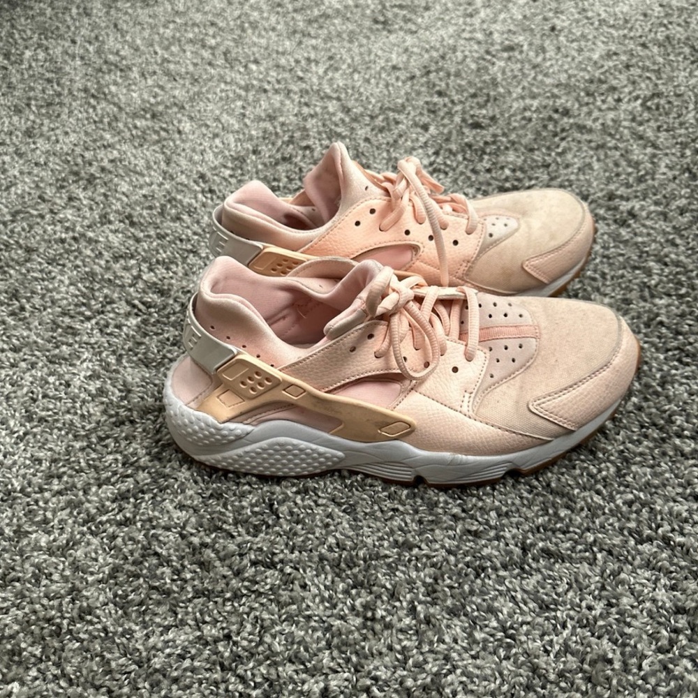 Nike Huarache Women’s